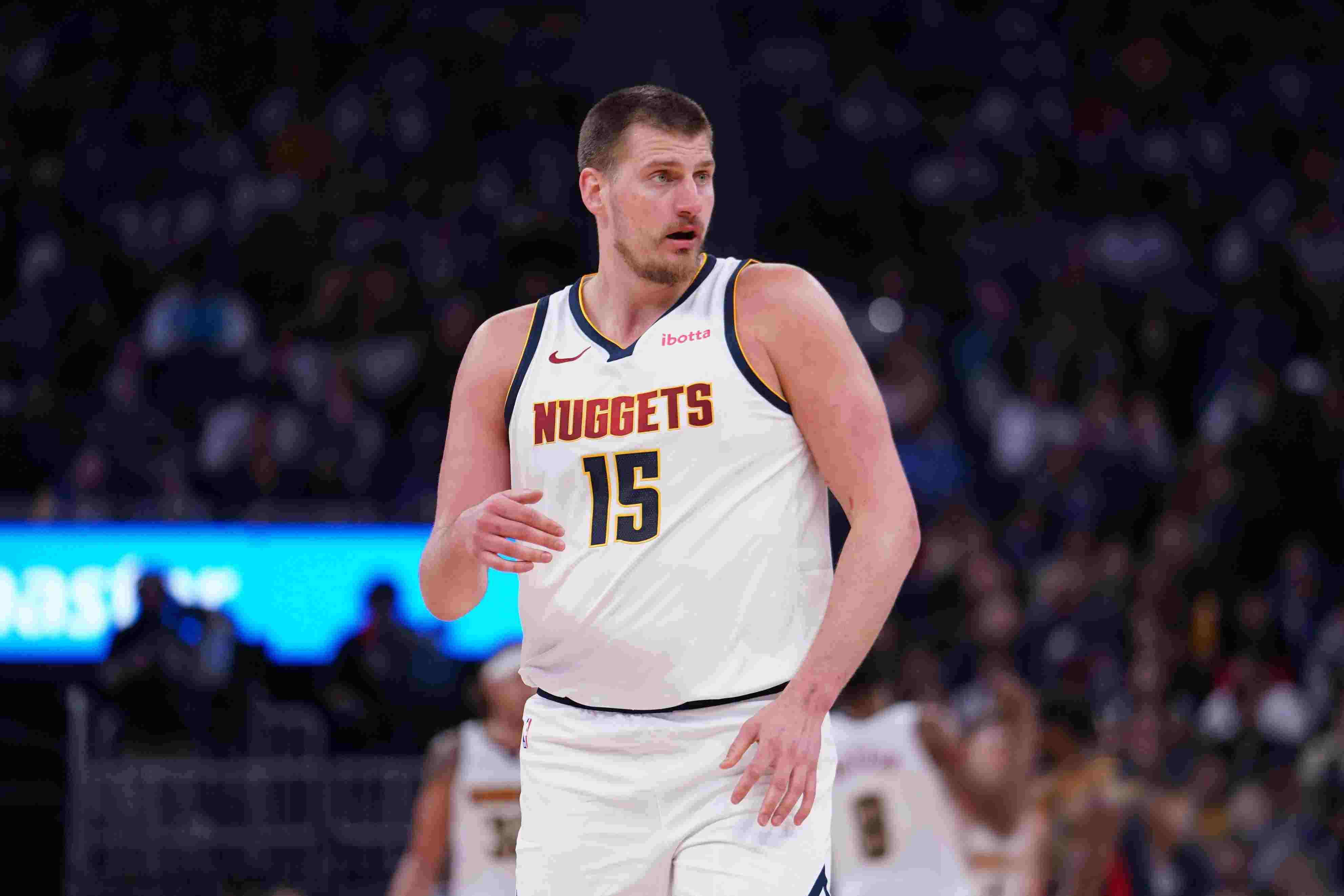 开云体育官网-包含约基奇在比赛中受伤退赛,德约科维奇主帅表示担忧的词条